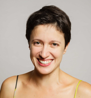 Headshot: Marina Correia