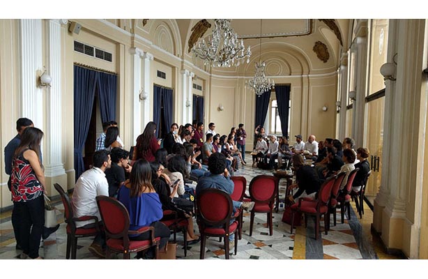 photo of session from event in the Teatro Nacional