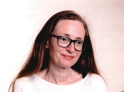 Photo: Elke Krasny Headshot